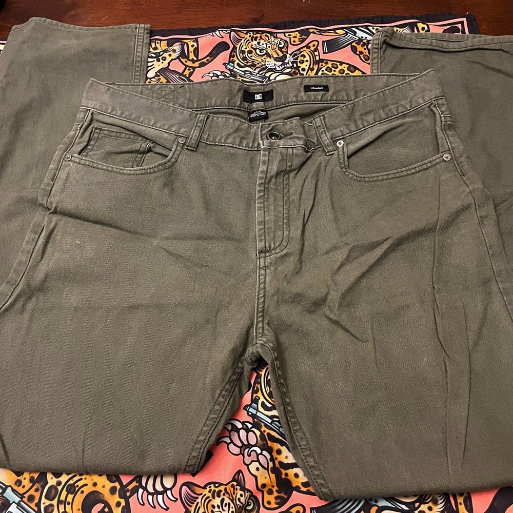 DC Skateboarding Chino Pants Green 34 x 32